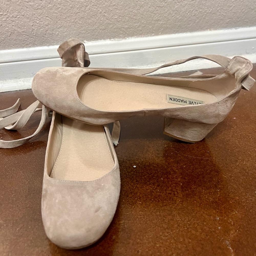 Steve Madden Tan Heels Suede